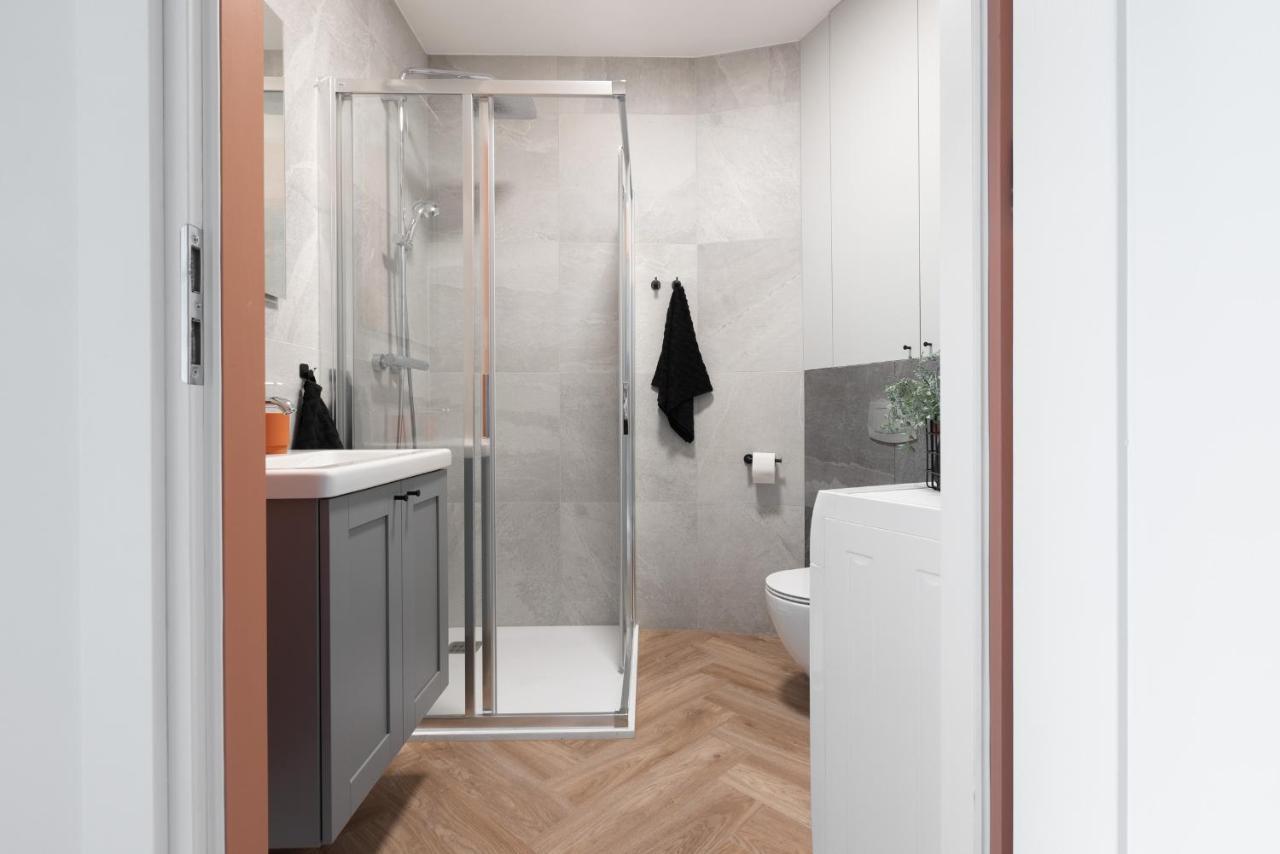 Glow Apartments, Aparthotel Kollataja - Wrzeszcz Gdansk Ngoại thất bức ảnh